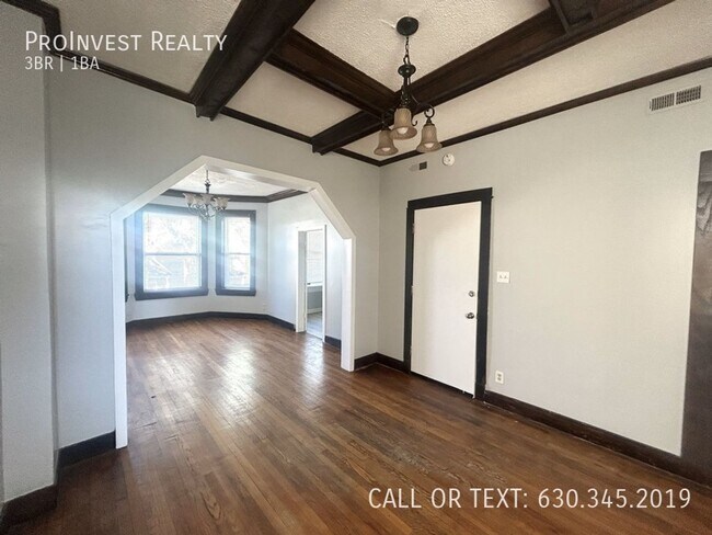 4356 S Wells St Unit 4356 S Wells St - Unit 2