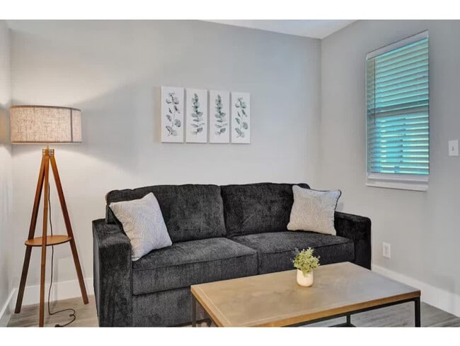 Photo - 50 Davie Blvd Unit SI FL1-ID1503925P