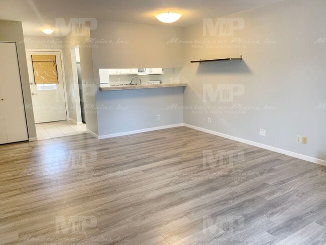 Photo - 2960 W Stuart St Unidad B204