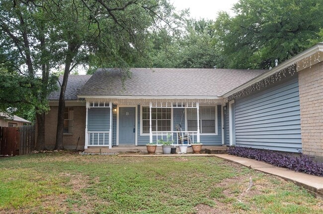 Building Photo - 4510 Brown Bark Pl Rental