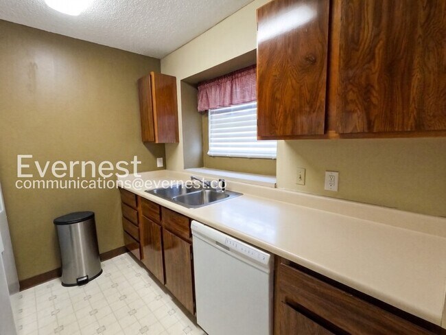Photo - 1301 University Ave Unit APT C201