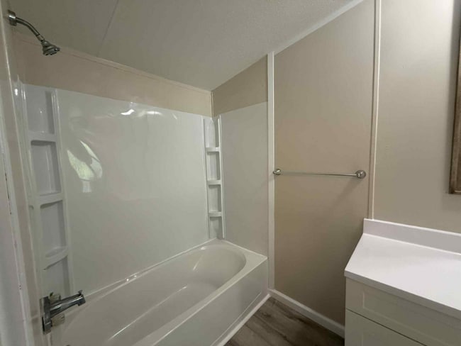 Photo - 1236 N Oaklane Rd