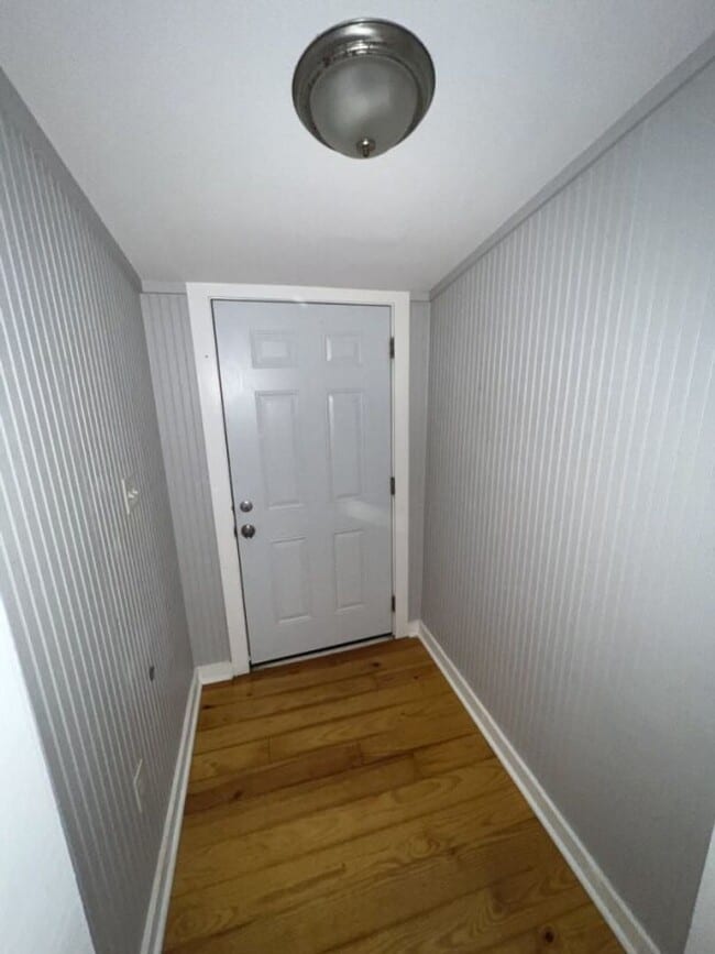 Photo - 3-Bedroom Home with Hardwood Floors & Open Living Space – Deposit Alternative Available!