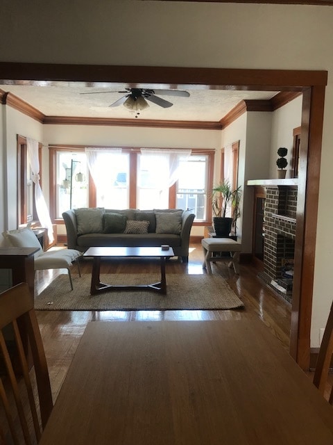 Photo - 2430 N Avers Ave Unit 2