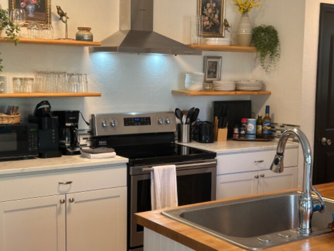 Photo - 112 McCurry Terrace