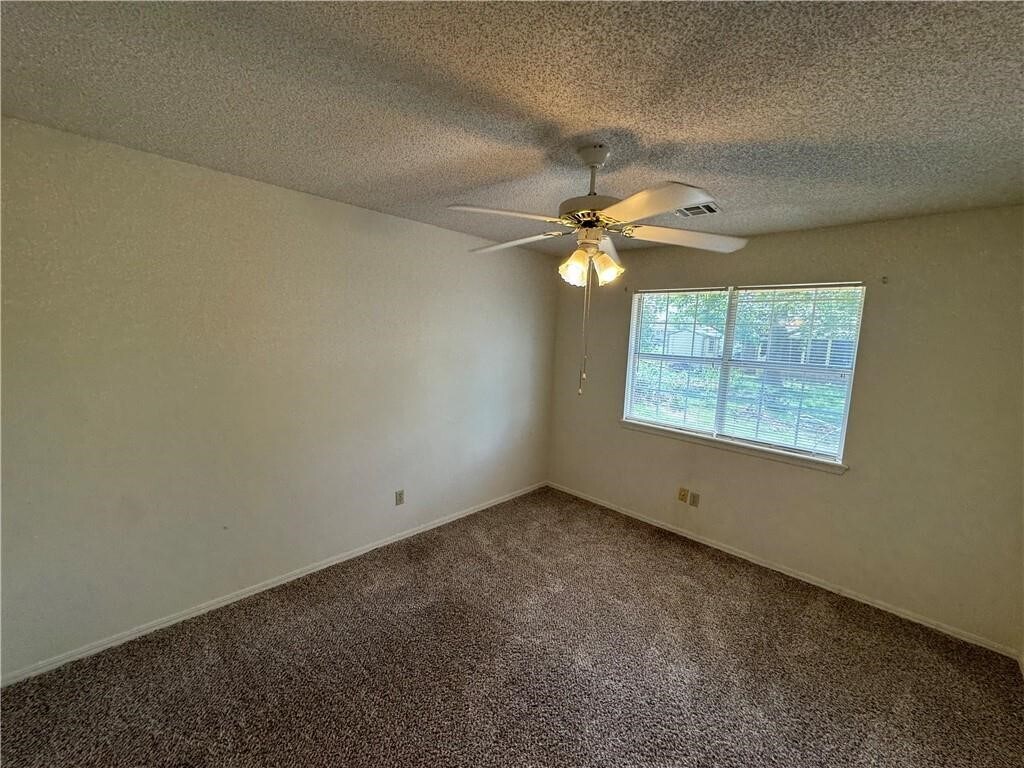 Photo - 317 S 11th Pl