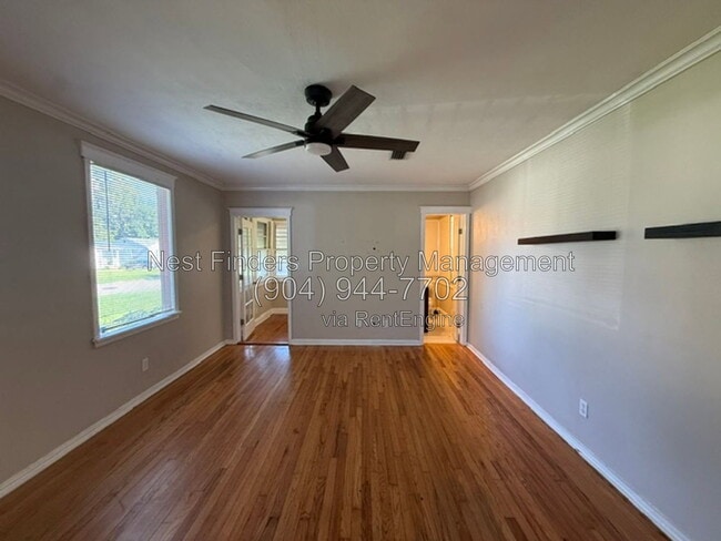 Photo - 1309 Macarthur St