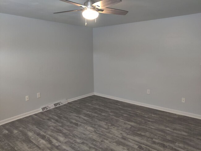 Photo - 4709 Corday Way Unidad Apt #1