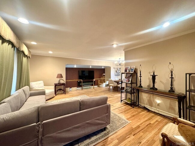 Photo - 2780 Rockaway Ave