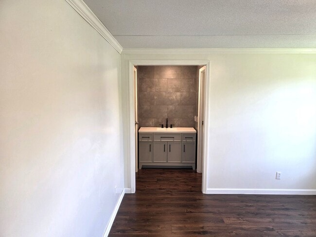 Photo - 4 Bed 2 Bath Home Lowgap, NC