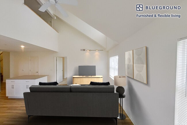 Photo - 152 Shipyard Dr Unit SI FL3-ID5659A