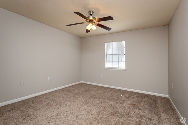 1 habitación, 1 baño, 722 pies cuadrados - Summer West Apartments