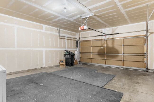 Photo - 4901 S Ammons St