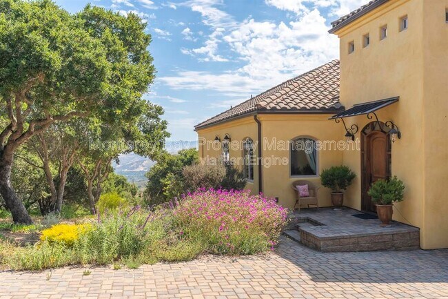 287 Laureles Grade