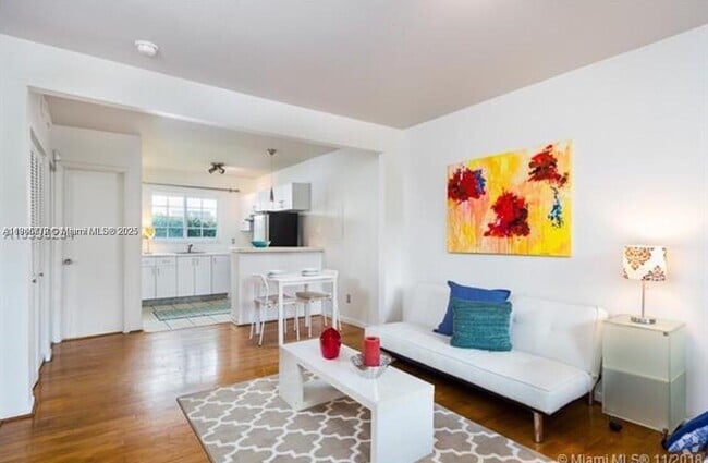 Building Photo - 833 10th St Unit 103 Rental