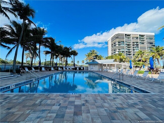 Photo - 8800 S Ocean Dr Unit 1406PH