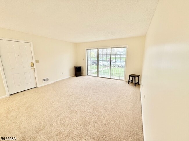 Building Photo - 58 Amethyst Way