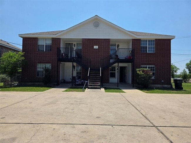 Photo - 2200 Katy Ln Townhome