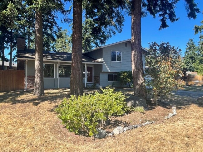 Photo - Spacious 3 Bedroom Home in Cul-de-sac! Pet Friendly!