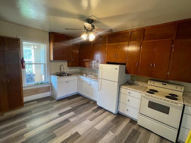 Photo - 703 Broadway St