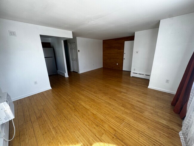 Photo - 207 Summit Ave Unidad B