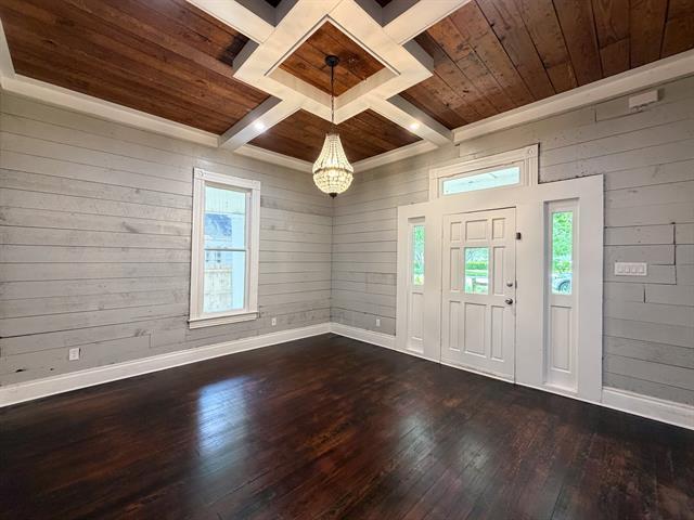 Photo - 405 E Denton St