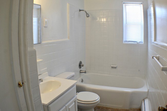 Photo - 1541 Park Blvd Unit A