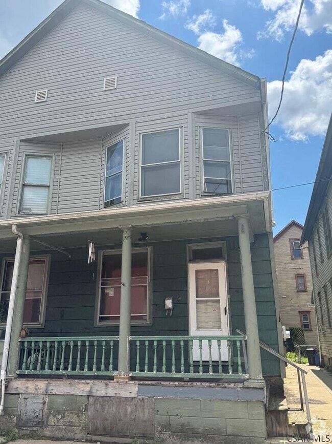 Building Photo - 84-86 Golde St Rental