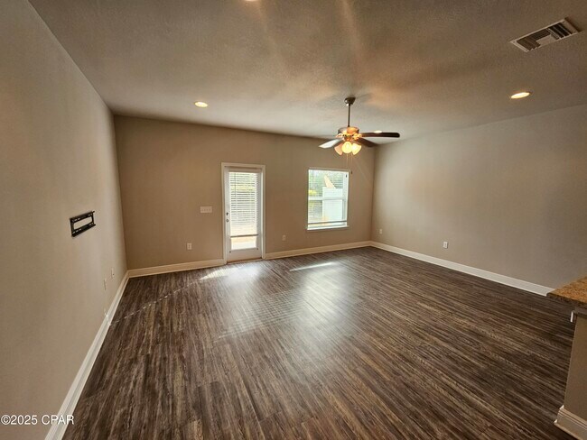 Photo - 5804 Callaway Cir