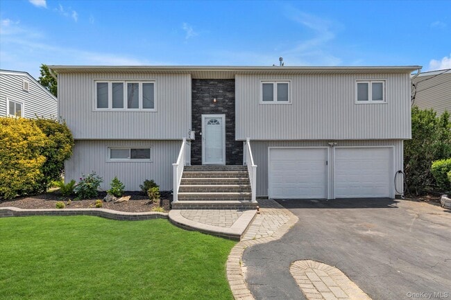 Photo - 3075 Whaleneck Dr