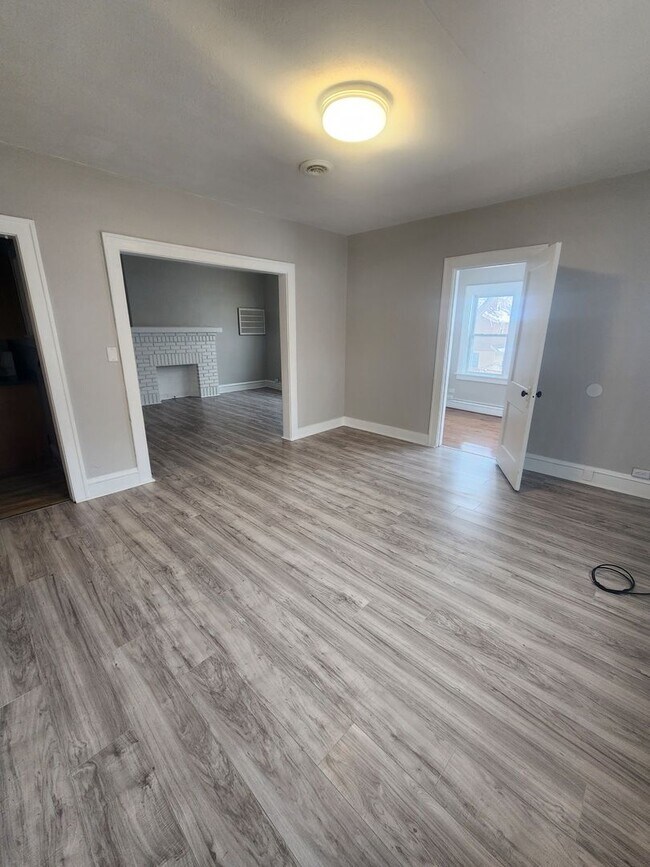 Photo - Two Bedroom in the heart of Old Brooklyn Unit 3