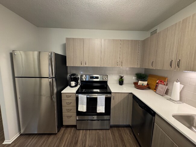 Photo - 1122 N Dearborn St