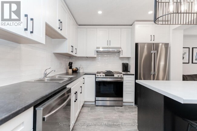 Photo - 114 Mullin St