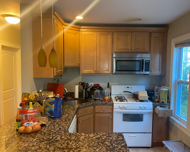 Photo - 27 Fairfax St Unit 1