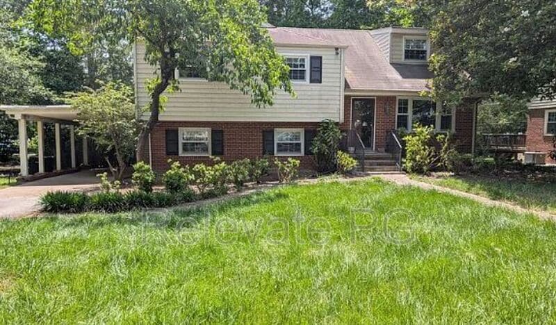 Photo - 8903 Freestone Ave