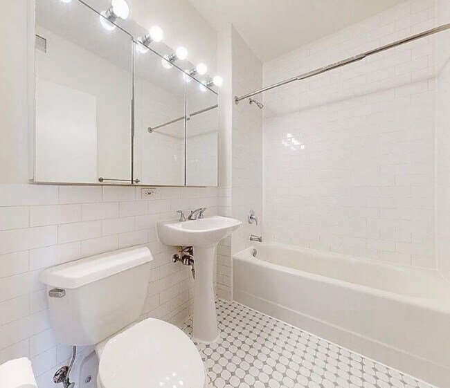 Photo - 1 bedroom in New York NY 10006 Unit 9E
