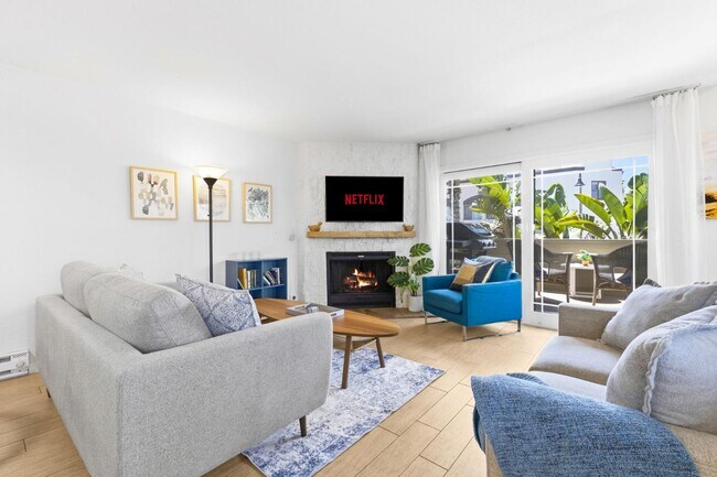 723 Seacoast Dr