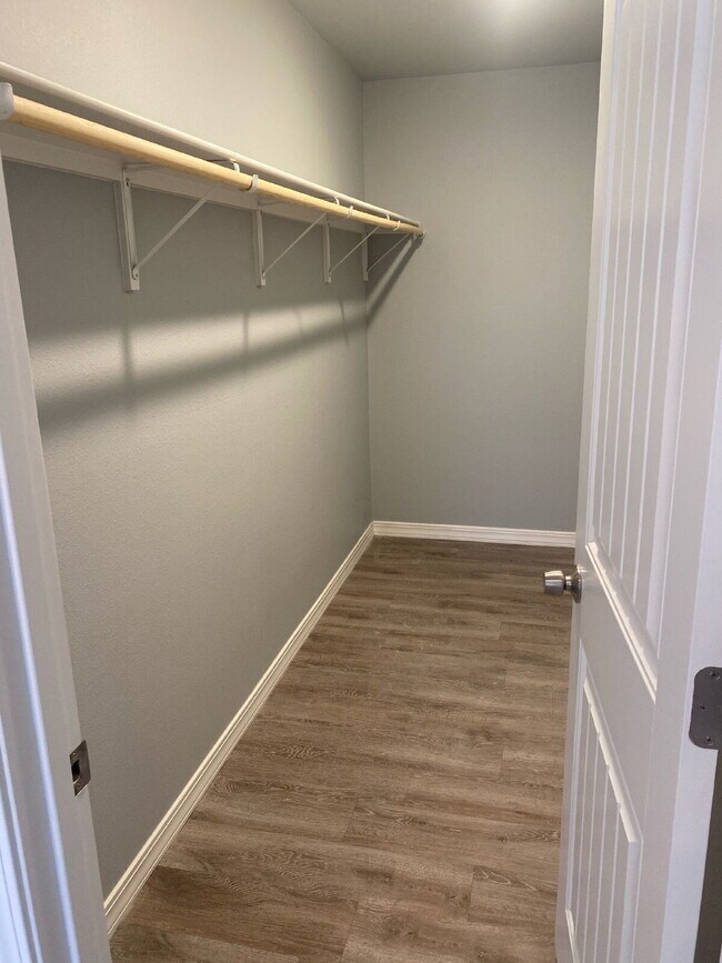 Photo - Cute 3 Bedroom Duplex