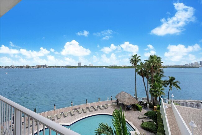 10350 W Bay Harbor Dr Unit 4R
