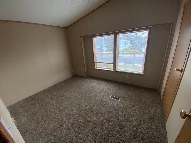 Photo - 4184 Bickel St