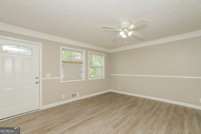 Photo - 608 Upland Ridge Dr NW