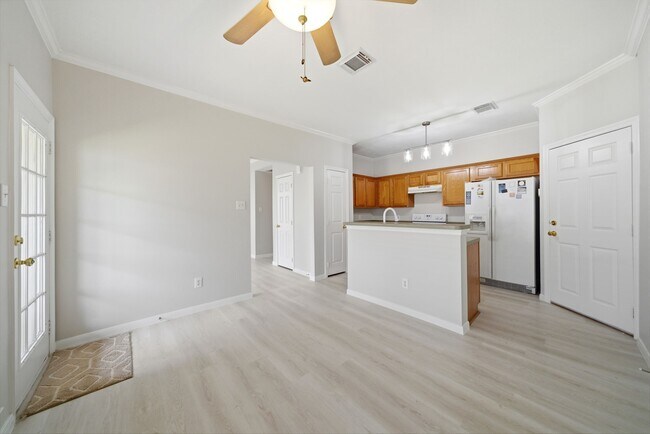 Photo - 15330 Geral Ln