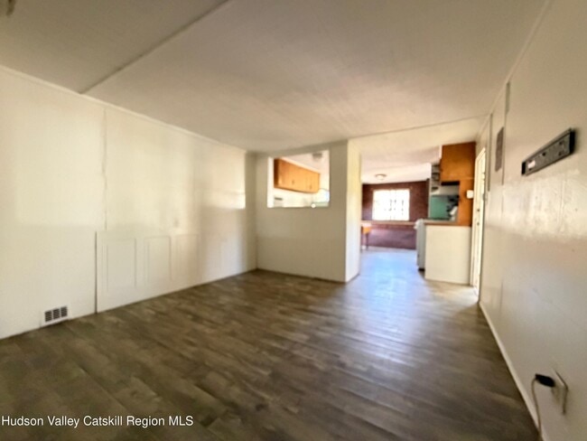 Photo - 384 Glenerie Blvd