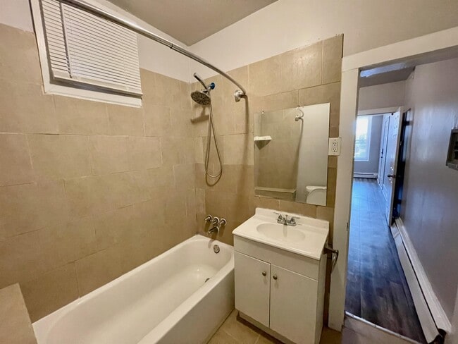 Photo - 1313 W Allegheny Ave Unit 1F