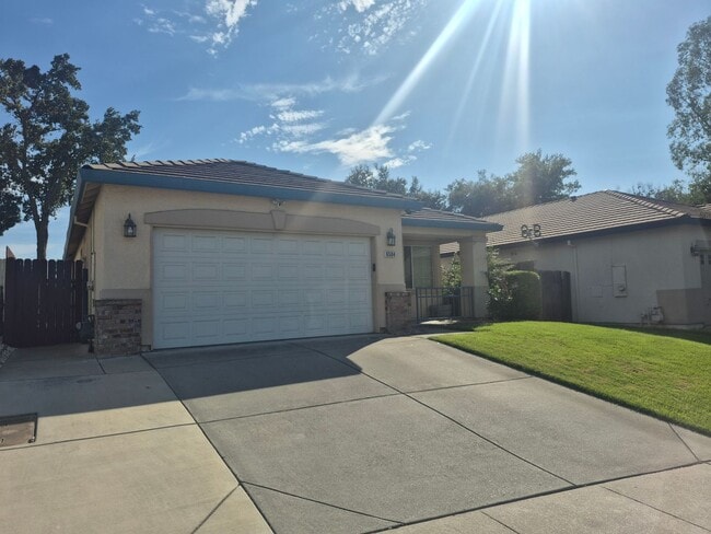 6504 Trailride Way