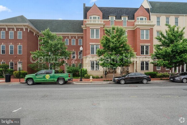 Building Photo - 2109 Main Line Blvd Unit 102 Rental