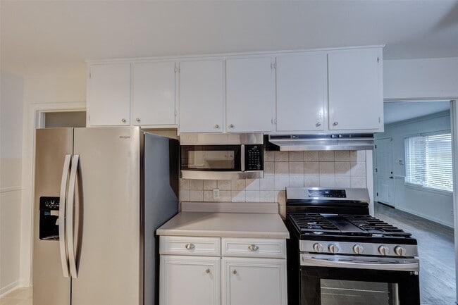 Photo - 3263 Bilglade Rd