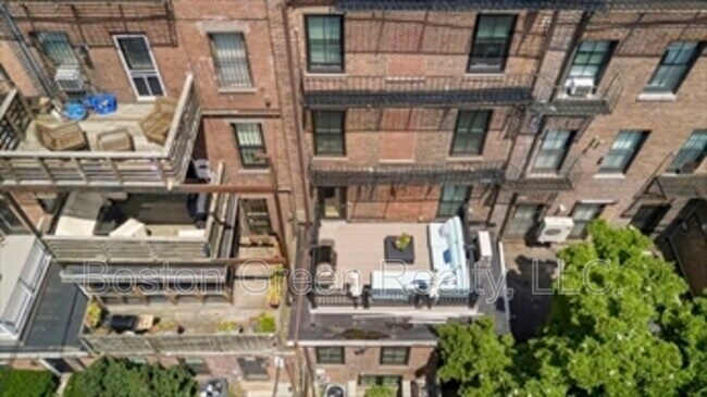 Photo - 55 E Springfield St