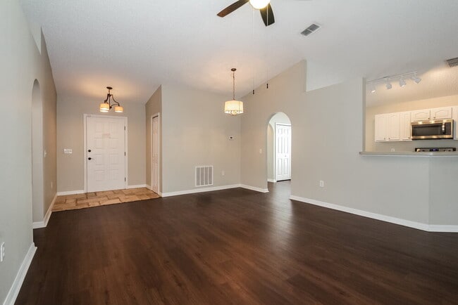 Photo - 12930 Kings Lake Dr