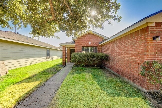 Photo - 15507 Western Skies Dr